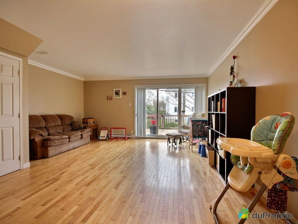 $350,000 - Townhouse for sale in St-Etienne-De-Lauzon — photo 2