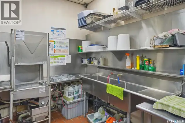 1025 Louise AVENUE Saskatoon, Saskatchewan in Commercial & Office Space for Sale in Saskatoon - Image 34