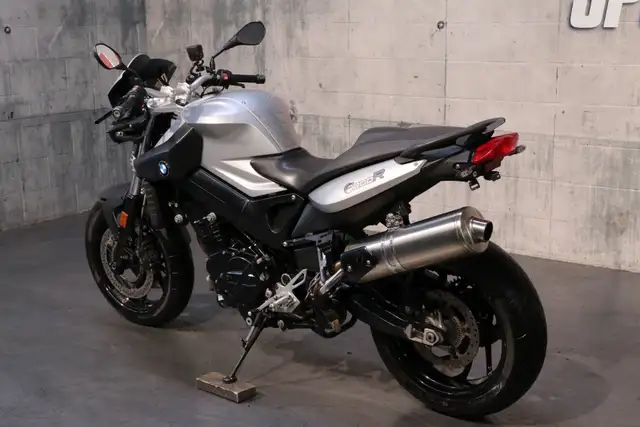 2010 BMW F800R in Sport Bikes in Laurentides - Image 5
