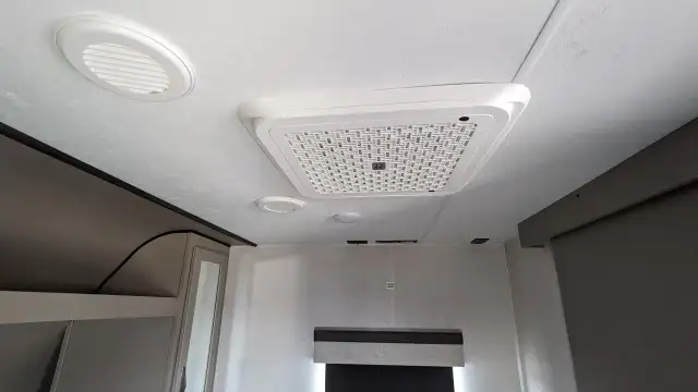 2024 KZ Connect SE C221RBSE in Travel Trailers & Campers in Edmonton - Image 25