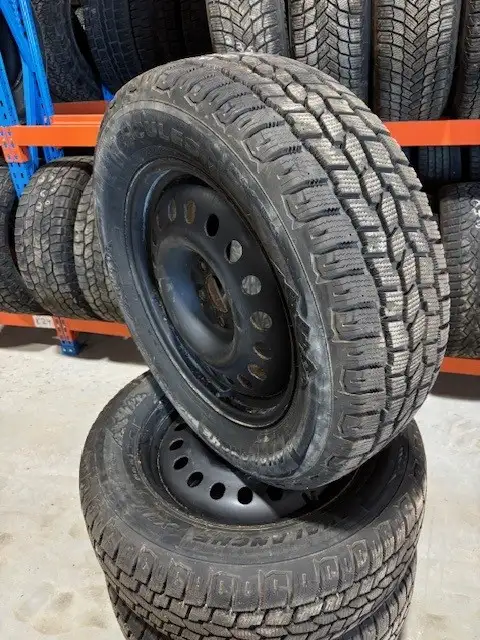 *USED* HERCULES AVALANCHE WINTERS ON HIGHLANDER RIMS 245/60R18 in Tires & Rims in Grand Bend - Image 3