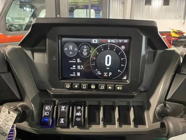 2025 Polaris RZR XP 4 1000 Ultimate in ATVs in City of Halifax - Image 8