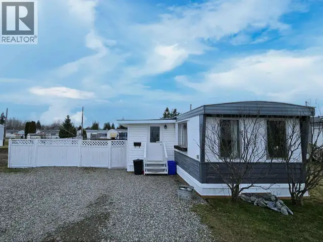 57 634 ELM STREET Quesnel, British Columbia in Houses for Sale in Quesnel - Image 2