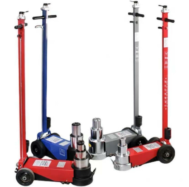 Flat Pneumatic jack professional air hydraulic floor jack in Heavy Equipment Parts & Accessories in Yellowknife