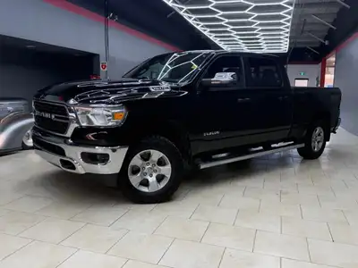 Get ready to conquer the road with the 2023 Ram 1500 Big Horn 4x4 Crew Cab, featuring a powerful 64...
