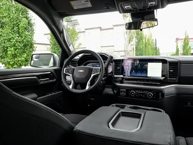 2026 Chevrolet Silverado 1500 LT in Cars & Trucks in Strathcona County - Image 30