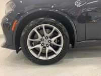 Check out this vehicle's pictures, features, options and specs, and let us know if you have any ques... (image 4)