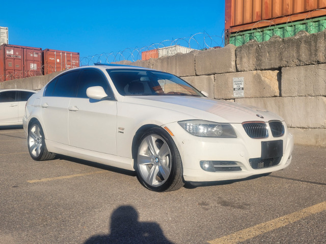 2011 BMW 335 XI **CERTIFIED** AWD in Cars & Trucks in City of Toronto - Image 2