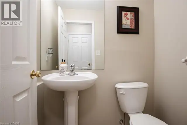 24 JOSEPH LICHTI Lane Baden, Ontario in Houses for Sale in Kitchener / Waterloo - Image 21