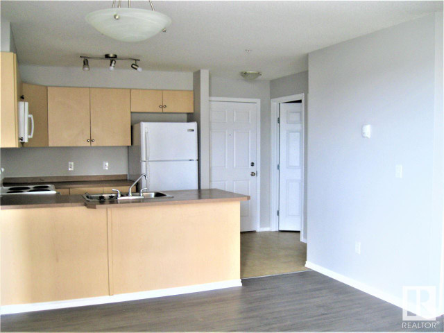 112-4309-33-st-stony-plain-alberta-condos-for-sale-st-albert