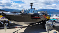 2021 Tracker Pro Guide V165 - 115HP Mercury outboard + MinnKota