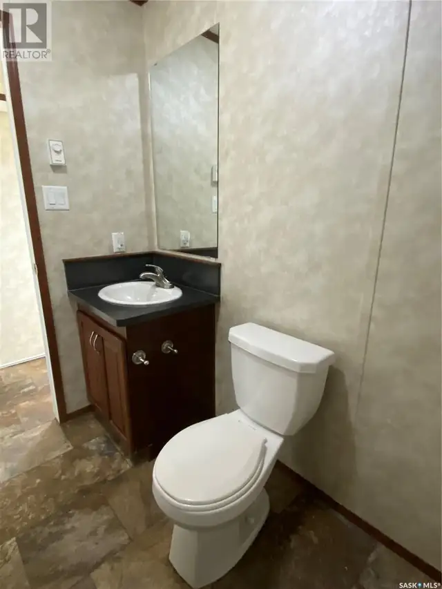 8574 Range ROAD Grassy Creek Rm No. 78, Saskatchewan in Houses for Sale in Swift Current - Image 12