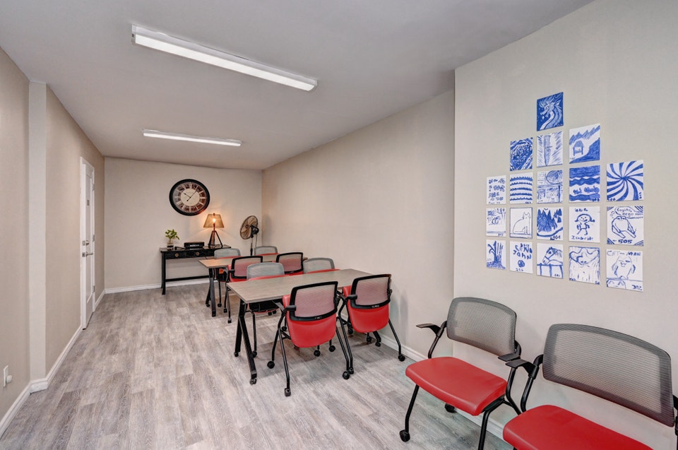 Waterloo Avenue Apartments - 2 Bedroom, 1 Bath Apartment for Ren 5