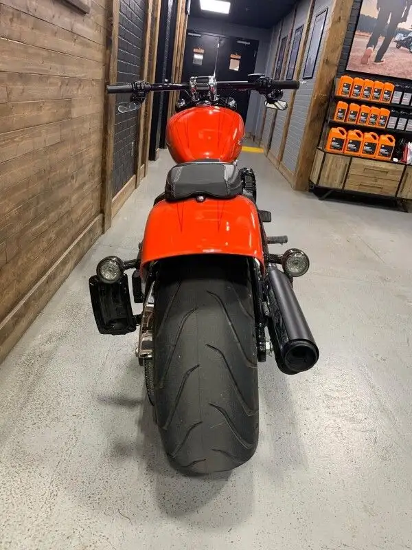 2020 Harley-Davidson Breakout 114 in Street, Cruisers & Choppers in Oshawa / Durham Region - Image 10