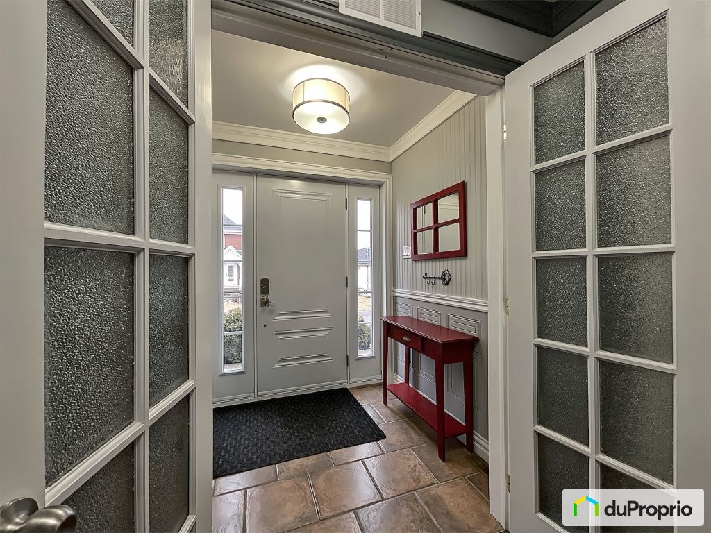 $600,000 - 2 Storey for sale in Drummondville (Drummondville) — photo 2