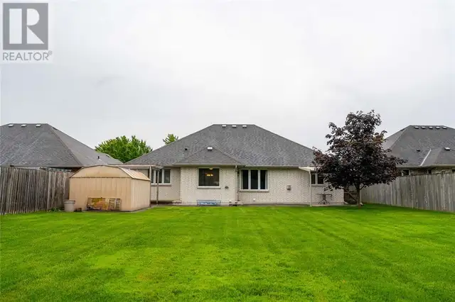 189 Stathis BOULEVARD Sarnia, Ontario in Houses for Sale in Sarnia - Image 34