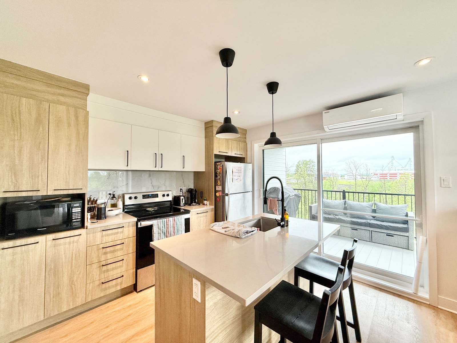 14375 Stanislas-Plante — photo 3