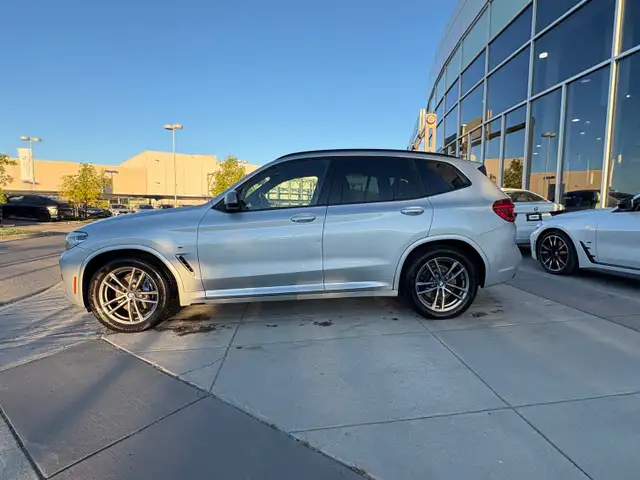 2019 BMW X3582838460099471362