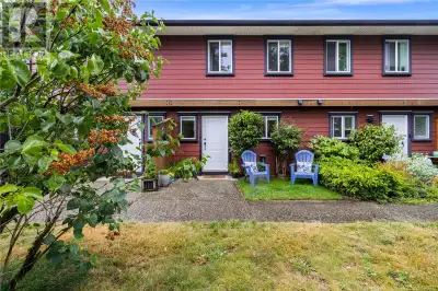 Modern updates and thoughtful design come together in this stylish 2 bedroom, 2 bathroom townhome, c...