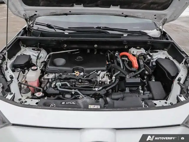 2021 Toyota RAV4 Hybrid LE | Full Service History @ Toyota in Cars & Trucks in London - Image 13