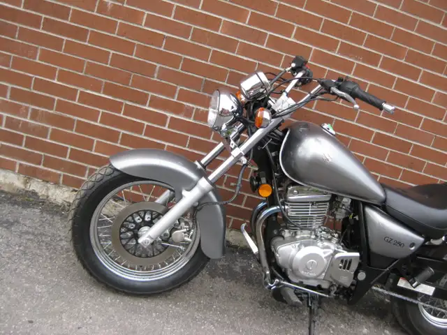 2010 Suzuki GZ250 Marauder in Street, Cruisers & Choppers in City of Toronto - Image 13