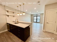 Downtown Lifestyle at The Hive on Pelissier!