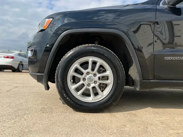 2018 Jeep Grand Cherokee Laredo AWD | Command Start | Reverse Ca548407680508241929
