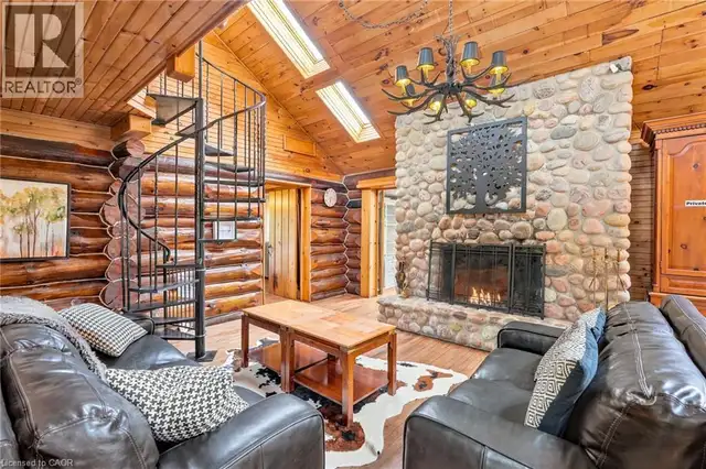 678 CHANTLER Road Pelham, Ontario in Houses for Sale in St. Catharines - Image 19
