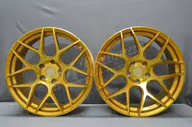 Gold Machine Face: Rim Width Finish : 8 Bolt Pattern 1 : 5x114.3 Hub Bore : 73.1 ET 35 FIT Acura RDX...