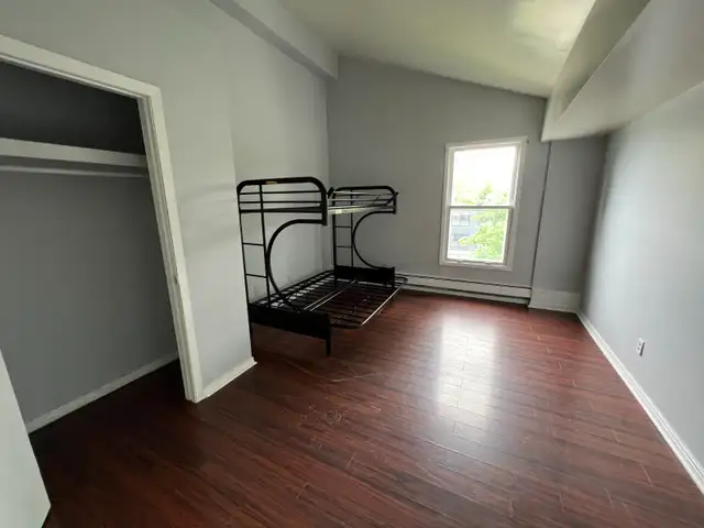 4+ Bedroom on Windsor St close to SOBEYS in Long Term Rentals in City of Halifax - Image 10