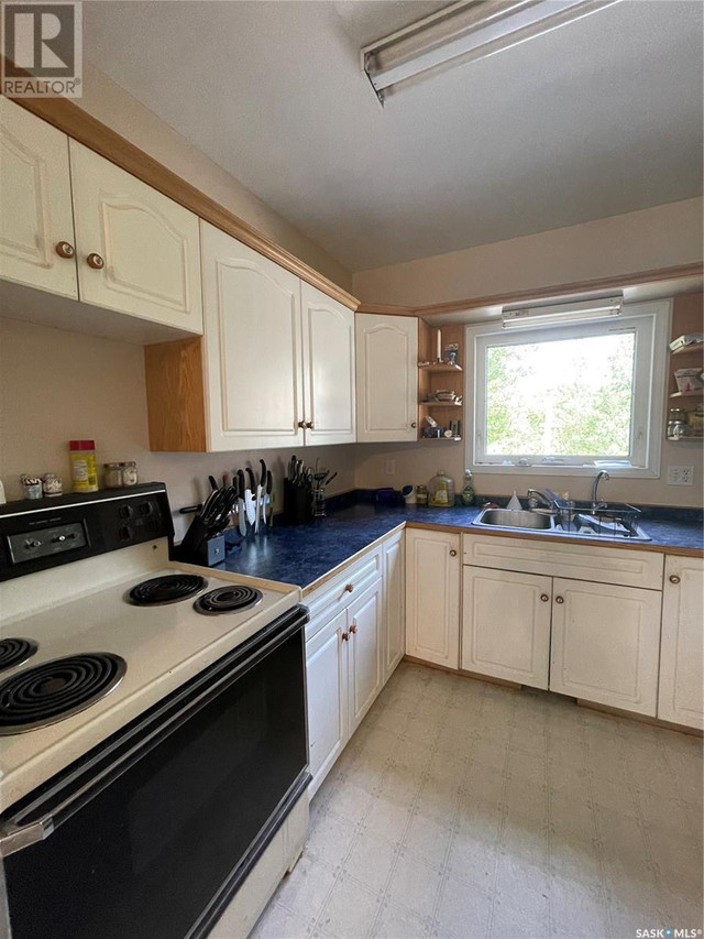 322 Service ROAD Norquay, Saskatchewan Houses for Sale Saskatoon