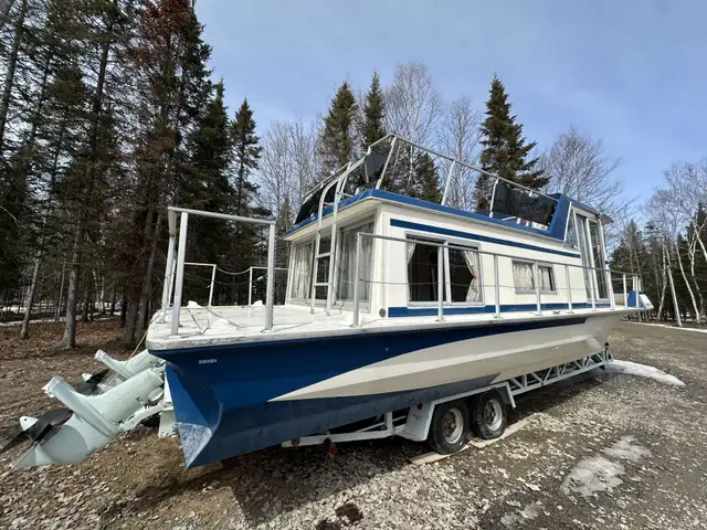 1972 Glastron Nautaline 34 in Powerboats & Motorboats in Rimouski / Bas-St-Laurent - Image 7