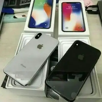 Apple iPhone X & iPhone SE 2 – Open Box, View more