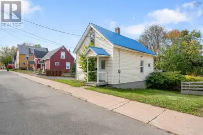 Some homes are the perfect place to start your next chapter, and 377 MacDonald Street could be just...