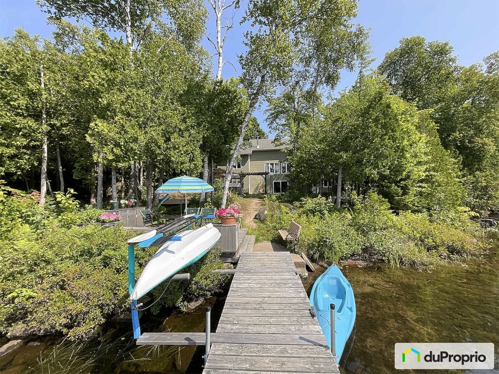 $1,149,000 - 2 Storey for sale in St-Hippolyte — photo 1