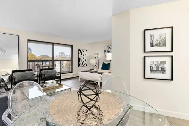 Boardwalk Centre - 2 Bedrooms + 2 Bathrooms Apartment for Rent in Long Term Rentals in Edmonton - Image 17