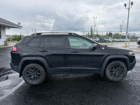 The 2021 Jeep Cherokee Trailhawk features a 3.2L V6 engine delivering 271 hp and 239 ft-lbs of torqu... (image 7)