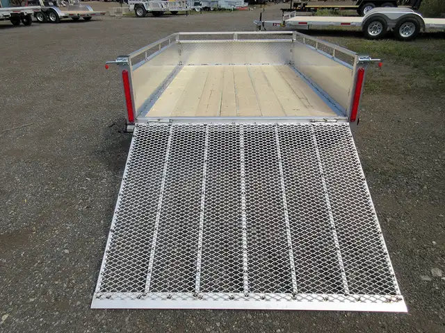 5'x8' Silver Bullet Aluminum Utility Trailer in Cargo & Utility Trailers in Oakville / Halton Region - Image 8