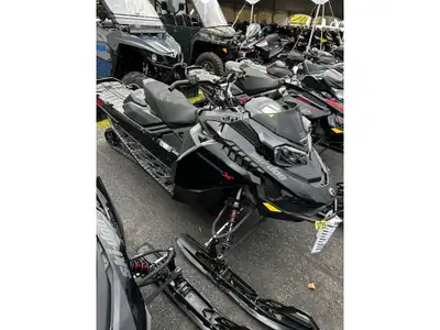 2023 Ski-Doo RENEGADE X 850 SPECIAL PRICING !!!! UNIT SOLD AS-IS. Unit clean and ready to ride!! If...