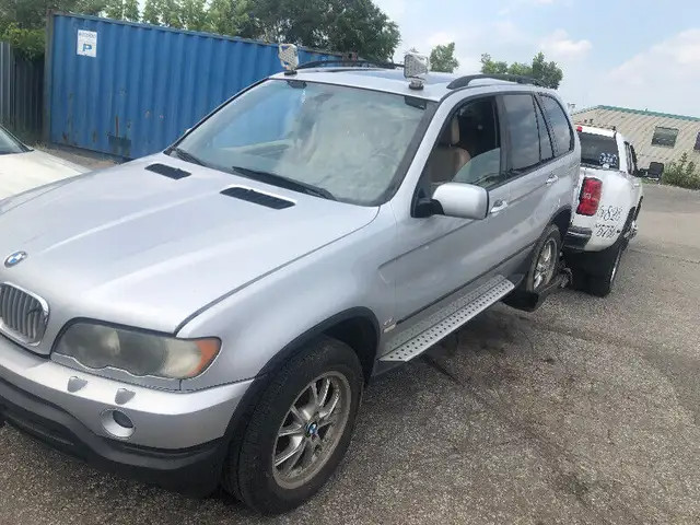 GET TOP $ FOR  ANY USED OR DAMAGED CARS GET QUOTE NOW!! in Other Parts & Accessories in City of Toronto - Image 3