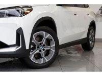 2025 BMW X1 xDrive28i 2.0L 4-Cylinder DOHC 16V TwinPower Turbo AWD 7-Speed Automatic EXTERIOR - ALPI... (image 2)