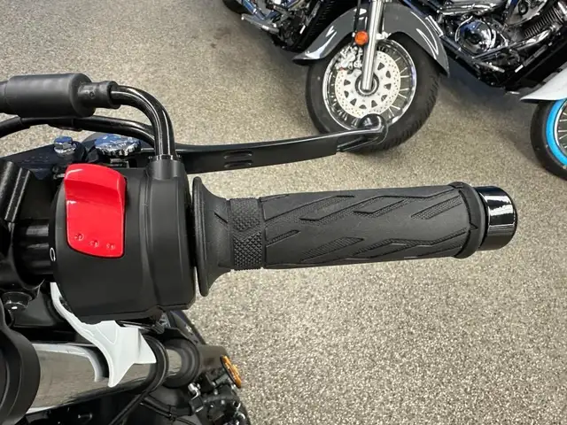 2025 Suzuki SV650XAM5 SV650 - V6435NP - -No Payments for 1 Year* in Sport Bikes in Markham / York Region - Image 13