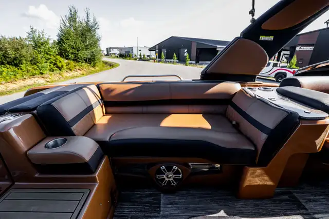 2024 Avalon WAKETOON in Powerboats & Motorboats in Rimouski / Bas-St-Laurent - Image 18