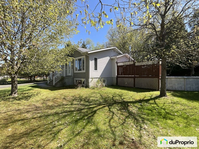 $615,000 - Bungalow for sale in Mont-Tremblant (St-Jovite) — photo 2
