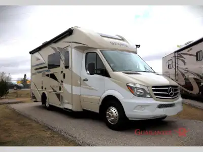 Guarantee RV - Calgary's LARGEST selection of pre-owned inventory -/- Thor Motor Coach Gemini class...