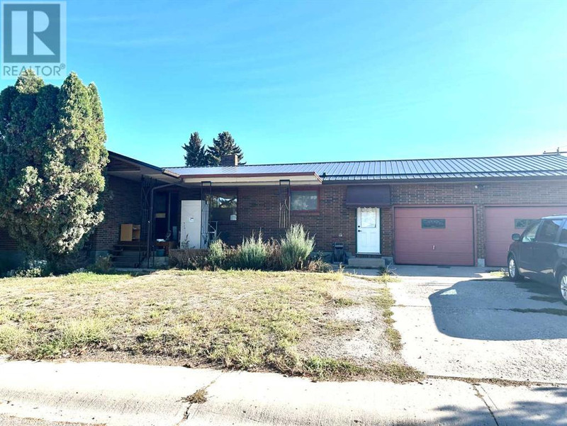 2701 13 Avenue SE Medicine Hat, Alberta Houses for Sale Medicine