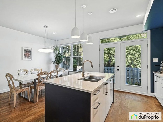 $744,900 - Townhouse for sale in Longueuil (Vieux-Longueuil) — photo 3