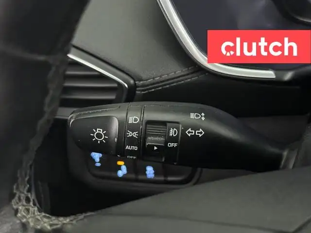 2020 Hyundai Santa Fe Preferred AWD w/ Sun & Leather Pkg. w/ App in Cars & Trucks in Bedford - Image 26