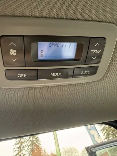 2017 TOYOTA SIENNA XLE LIMITED AWD WE FINANCE ALL CREDIT , View more