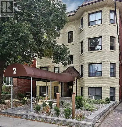 202 - 7 WALMSLEY BOULEVARD Toronto (Yonge-St. Clair), Ontario